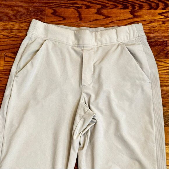 Athleta Brooklyn Mid Rise Ankle Pants. Beige. Size 4. - Picture 4 of 10
